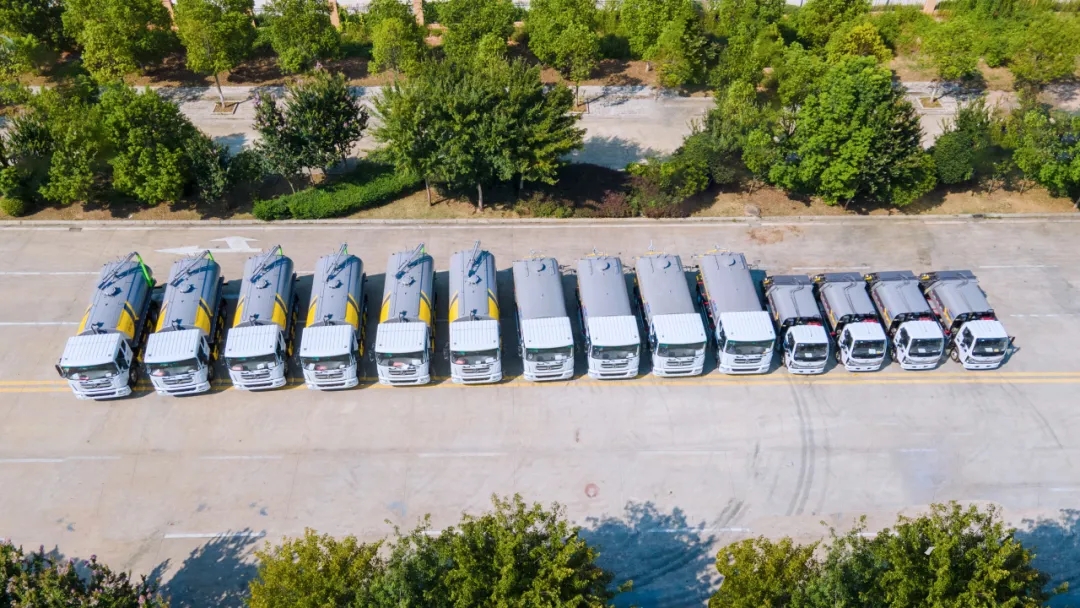 【專汽新聞】環(huán)衛(wèi)批量訂單再啟征程，助力云南城鄉(xiāng)環(huán)衛(wèi)運(yùn)營服務(wù)